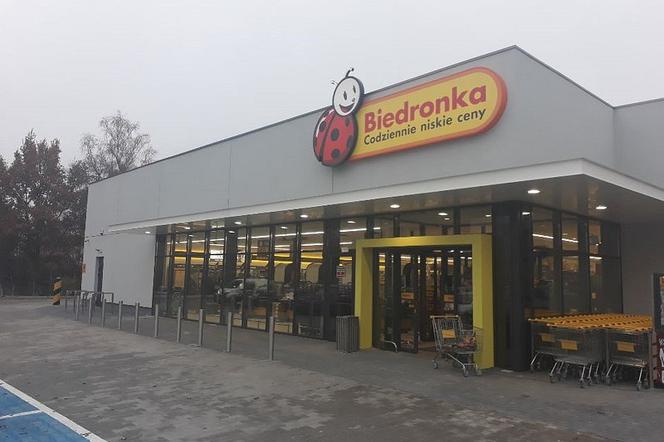 Inowrocław: Miasto ma nową, efektowną Biedronkę! Duże promocje na początek