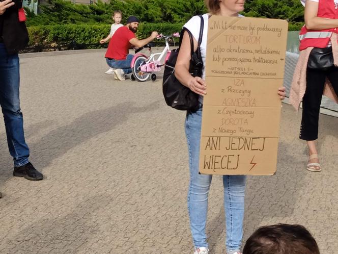 Protest "Kucaj i kasłaj - Dziś Joanna, jutro Ty" w Poznaniu