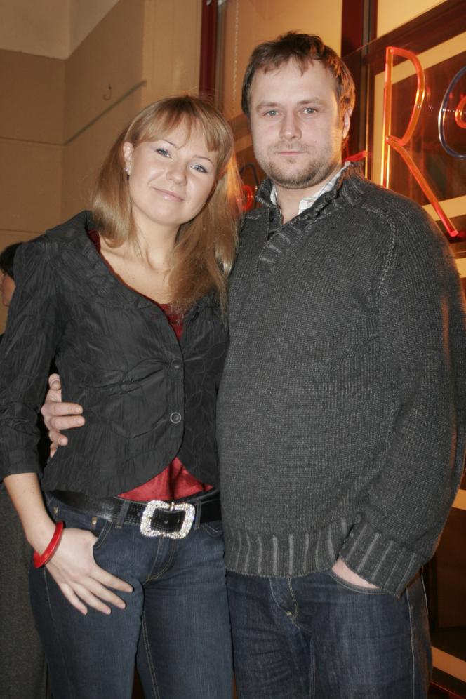 Leszek Lichota i Anna Guzik na planie "Na Wspólnej" 