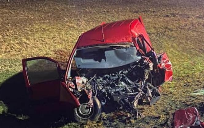 Tragiczny wypadek na obwodnicy Torunia. Trzech mężczyzn zginęło na S10. Zdjęcia od policjantów i strażaków