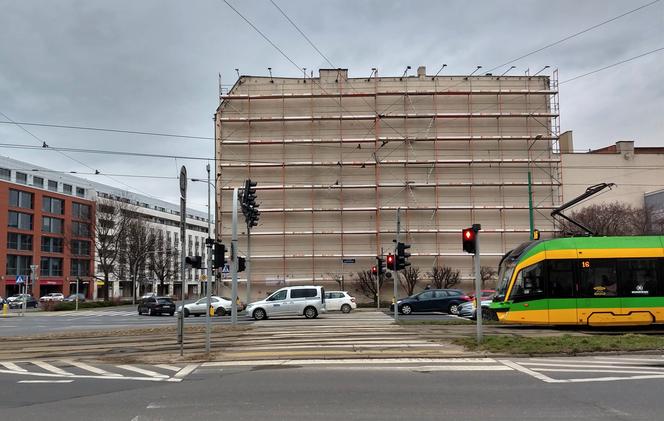 Nowy mural na Estkowskiego! Powstanie zamiast nielegalnych reklam 