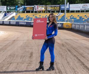 Kandydatki z GKM-u Grudziądz w konkursie Miss Startu PGE Ekstraligi - Julia Leśniak
