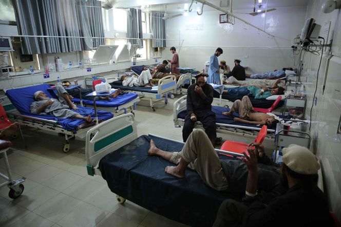 2200 osób nie żyje! Tragiczne trzęsienie ziemi, ofiar coraz więcej!