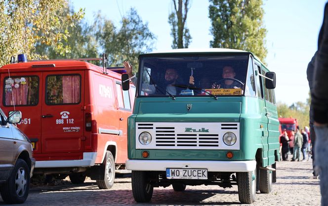 Zlot pojazdów zabytkowych na terenie dawnej Fabryki Samochodów Ciężarowych w Lublinie