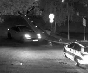 Wpadka pijanego kierowcy Porsche. Przyszedł na policję, by udowodnić trzeźwość!