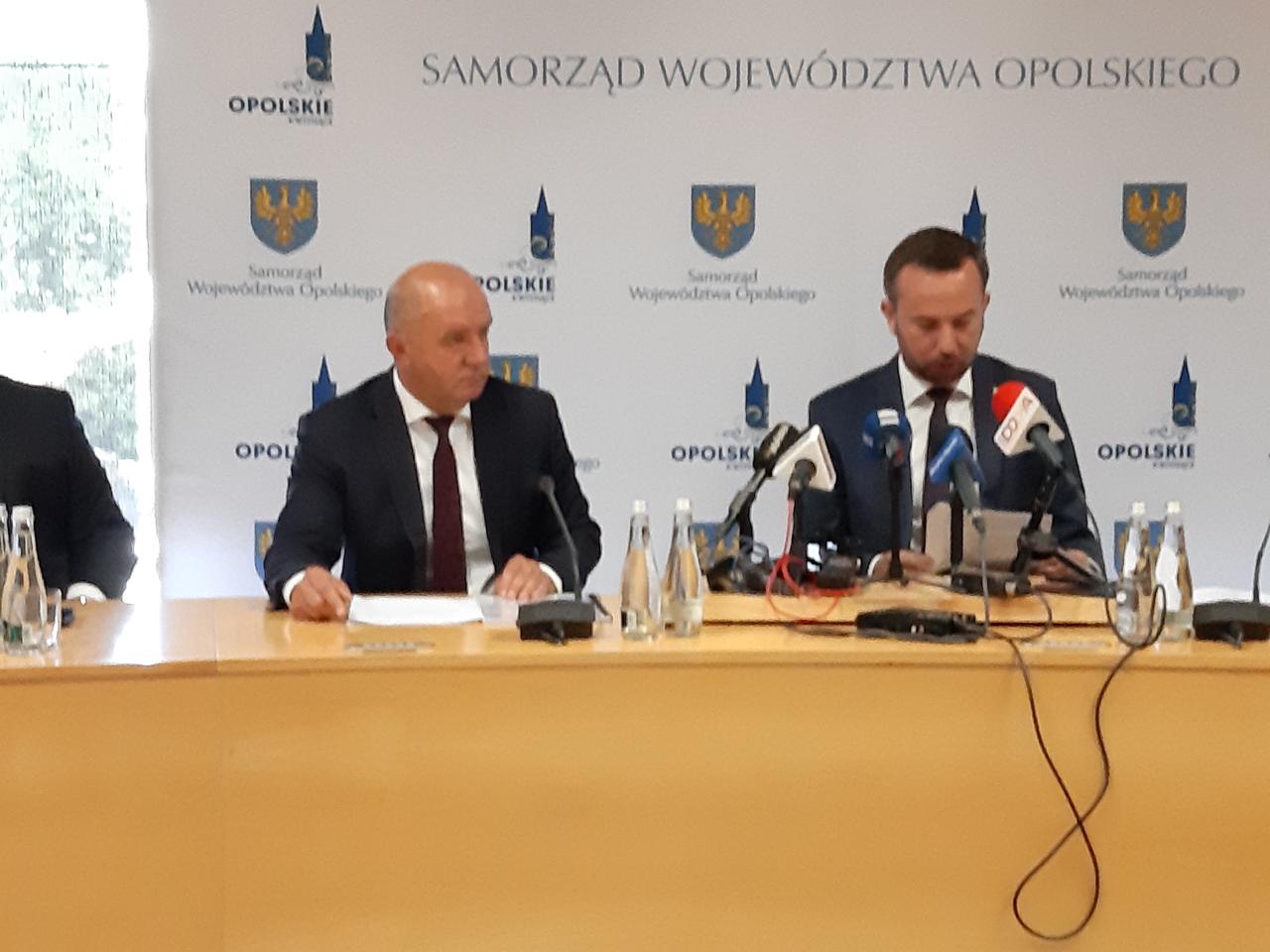 Andrzej Buła nadal marszałkem województwa. Wniosek radnych Zjednoczonej Prawicy odrzucony