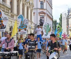 Bielsko-Biała. Zajaki po raz drugi opanują miasto. Tym razem zwrócą uwagę na problem przemocy rówieśniczej