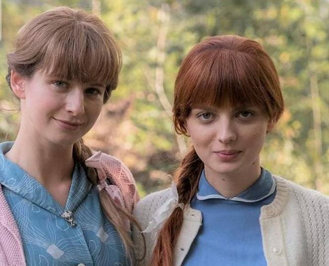 Stulecie Winnych sezon 3: Kasia (Weronika Humaj), Basia (Kamila Bugajska )