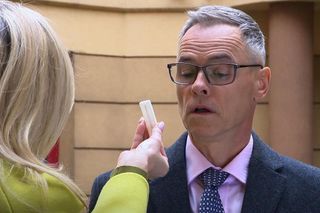 Na Wspólnej, odcinek 4066: Tak Damian zareaguje na ciążę Moniki! Pomyśli, że to covid - ZDJĘCIA