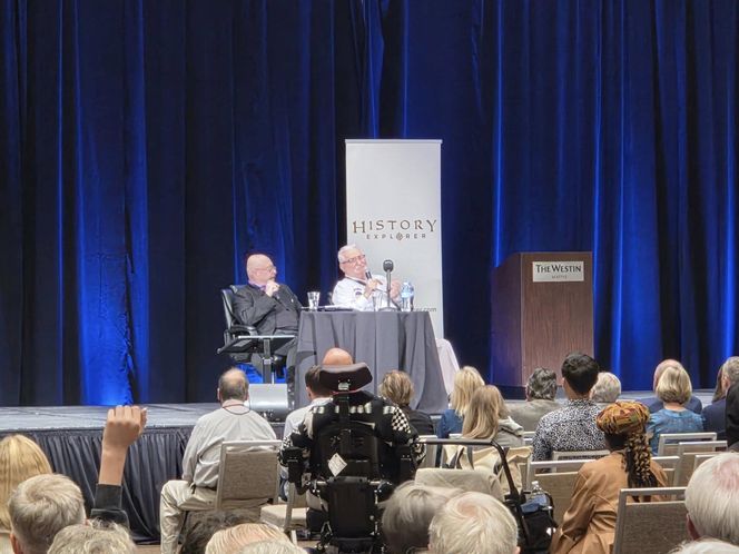 Wałęsa podbija Amerykę