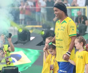 Ronaldinho Show: Brazylijczycy czarowali, Polacy biegali, pełny po brzegi Stadion Śląski bawił się na całego [GALERIA]