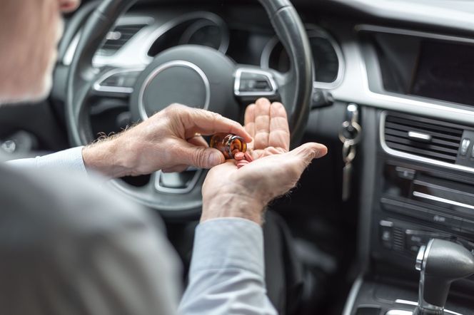 Które LEKI upośledzają zdolność prowadzenia SAMOCHODU