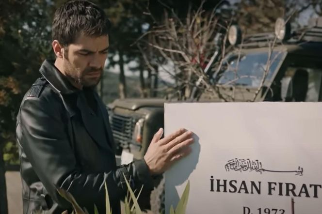 Halil przeprosi rodziców za to, że zapałał uczuciem do Zeynep 