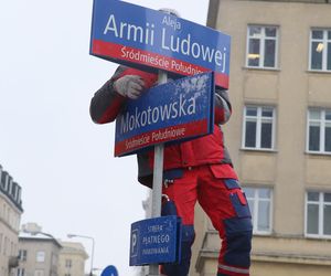 Ulica Lecha Kaczyńskiego wróci do Warszawy? Tak znikała w 2019 roku