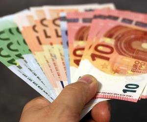 Mężczyzna próbował zapłacić fałszywymi banknotami euro