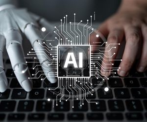 AI zmienia role, nie zabiera pracy