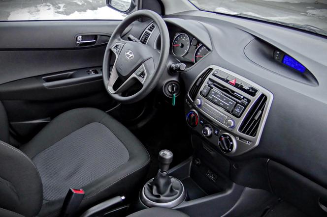 Hyundai i20 lifting 1.2 DOHC - TEST, opinie, zdjęcia - DZIENNIK DZIEŃ 4: Wnętrze, bagażnik i wyposażenie