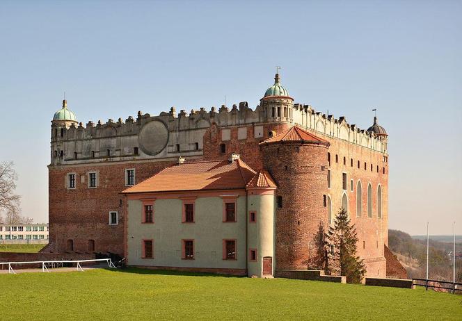 Nie tylko Malbork. Zamki krzyżackie - ile jest ich w Polsce i gdzie są? Zwiedzanie, atrakcje