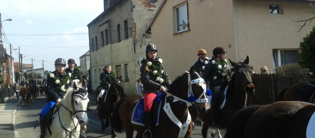 Procesja konna w Gliwicach-Ostropie