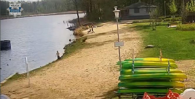 Policjant uratował tonące dzieci