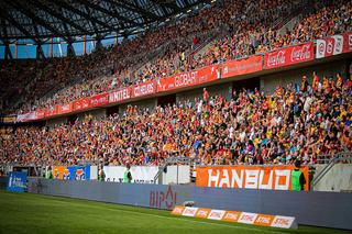 Narasta spór między Jagiellonią Białystok a spółką Stadion Miejski. Prezes  Popławski zarzuca Pertkiewiczowi kłamstwa