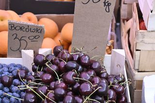  Ceny nowalijek na warszawskich bazarach szokują. Byliśmy i sprawdziliśmy ile trzeba zapłacić