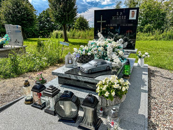 Syn konał na ulicy, a oni tylko stali!