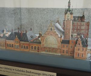 80-letnia makieta zdobi gdański dworzec. Tak wyglądał on przed wojną! 