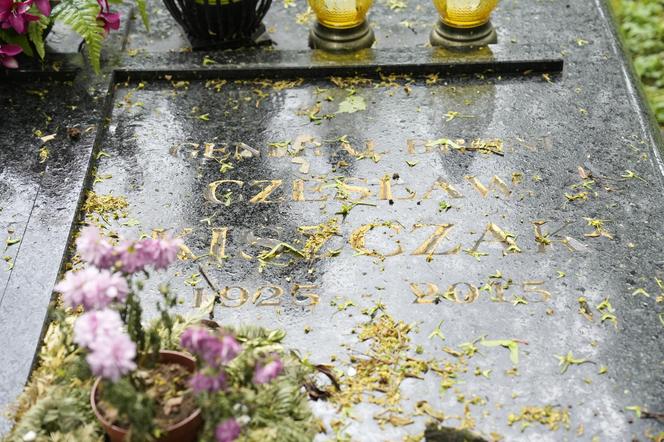 Tak wygląda grób Marii Teresy Kiszczak rok po śmierci