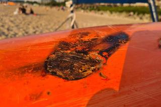 Wandale podpalili łódź ratowników