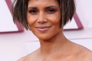 Gwiazdy pokochały fryzury w stylu baby bangs