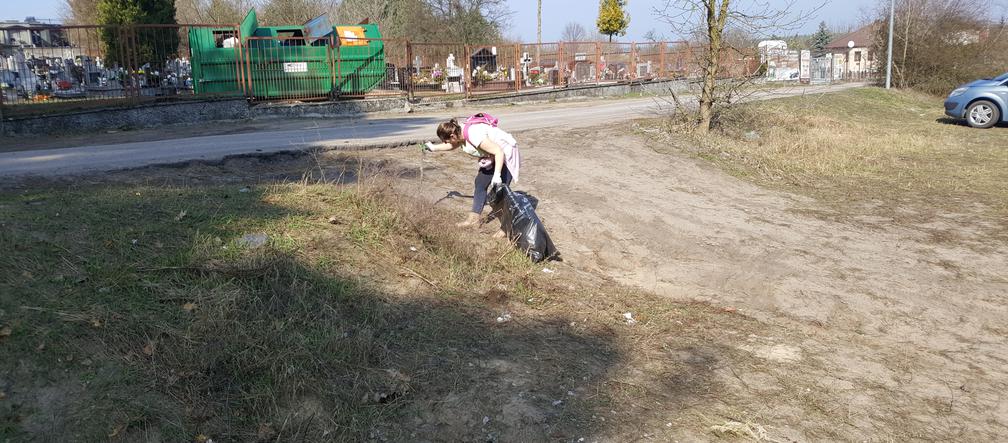 Sprzątanie na bydgoskim Miedzyniu