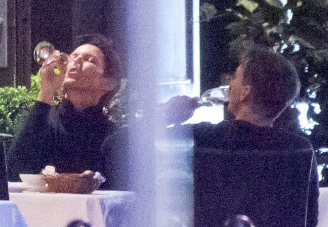 Te trunki piją gwiazdy