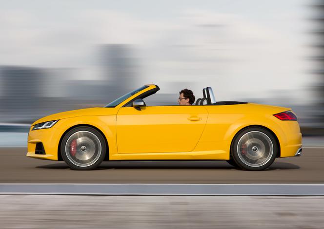 Audi TTS Roadster 2015