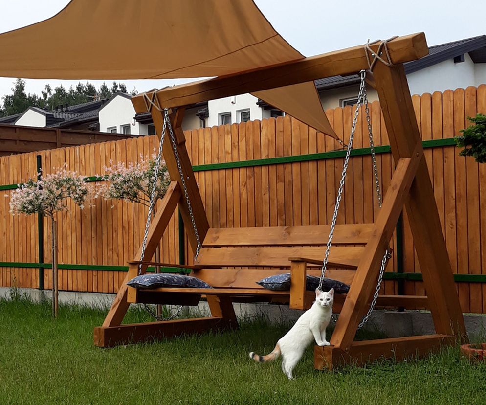 Drewniana huśtawka ogrodowa – zrób to sam!