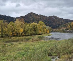 To jedno z najstarszych polskich uzdrowisk najpiękniej wygląda jesienią. Kurowali się w nim Sienkiewicz, Prus, Matejko i Konopnicka