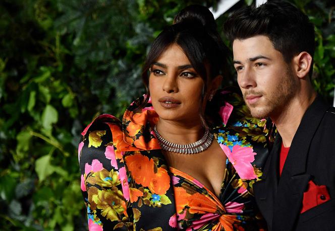Nie tylko Nick Jonas i Priyanka Chopra! Te gwiazdy korzystały z pomocy surogatki