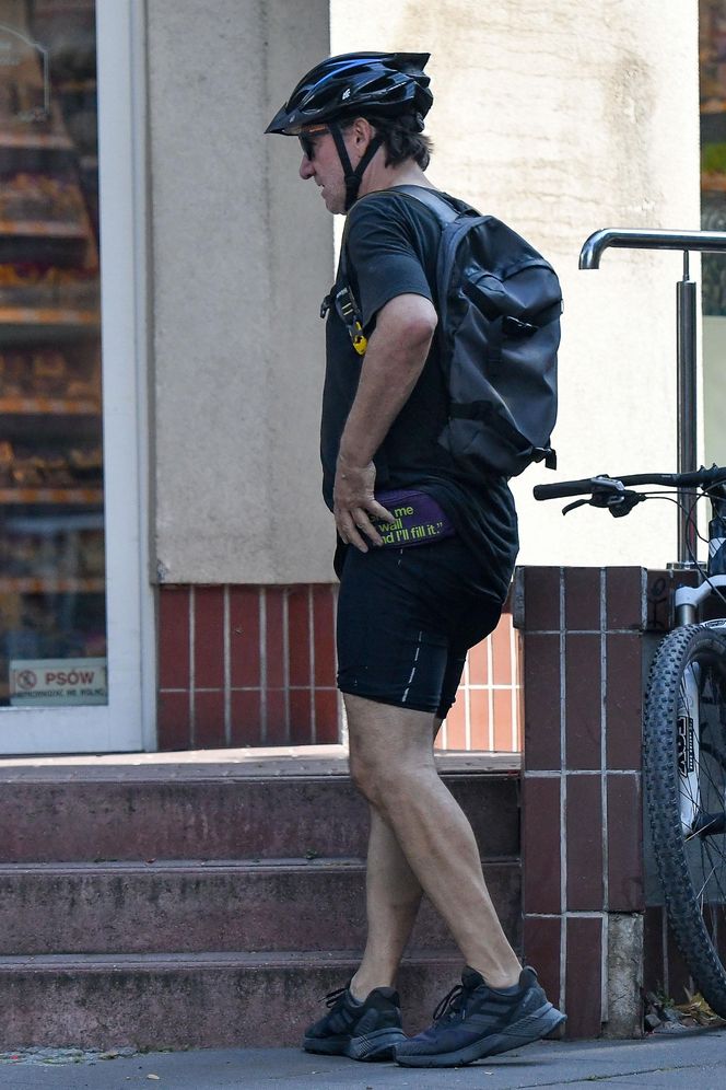 Robert Więckiewicz na rowerze