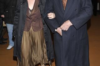  85-letni Łapicki wziął ślub z 25-latką i wywołał skandal. Przed śmiercią ją wyrolował