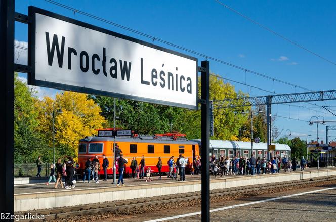 Wystawa zabytkowego taboru kolejowego we Wrocławiu. Pociągi retro będzie można zobaczyć za darmo