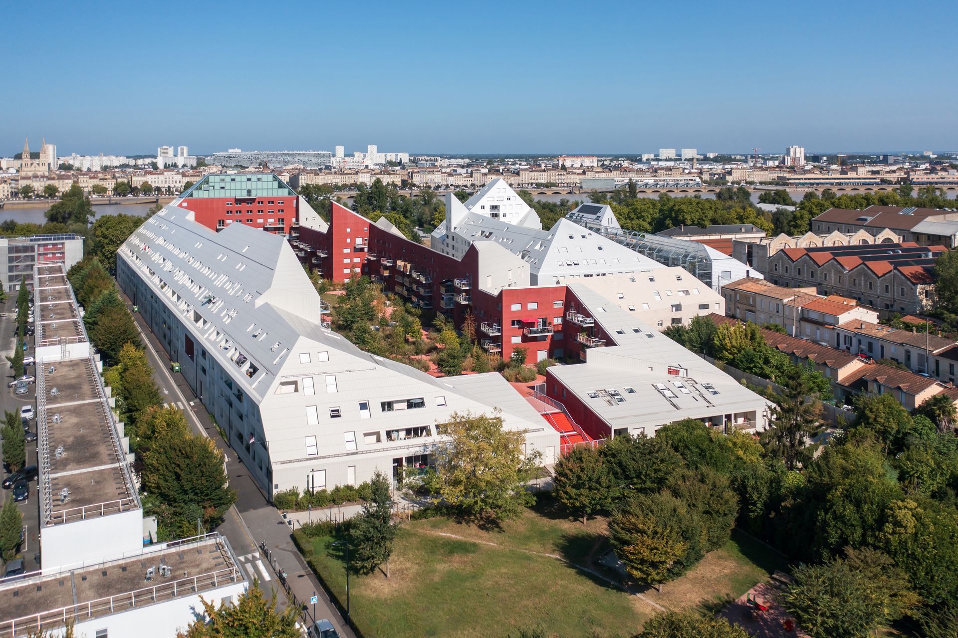 Apartamentowiec Ilot Queyries w Bordeaux_MVRDV_04