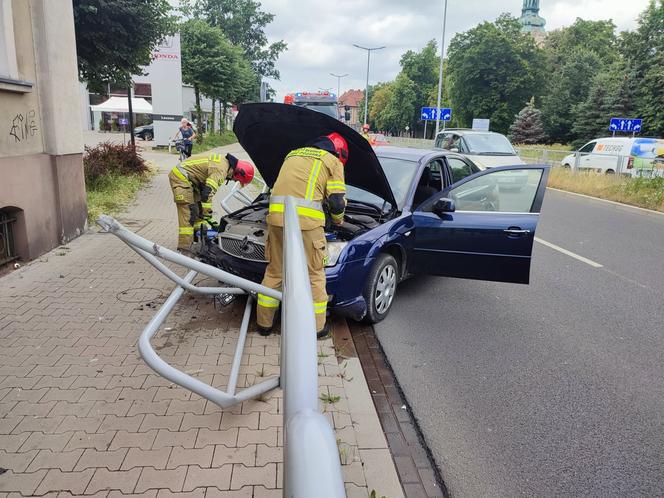 Wypadek na Al. Jana Pawła II w Lesznie