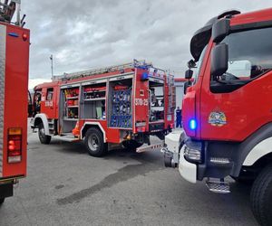 Pożar w Tuchowie w zakładzie produkcyjnym – ewakuowano 72 osoby