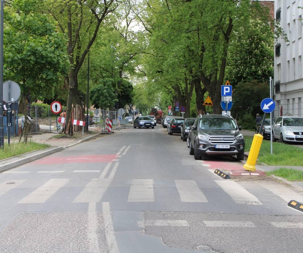 Ważna ulica w centrum Łodzi zamknięta przez tydzień. Drogowcy będą wymieniać nawierzchnię jezdni