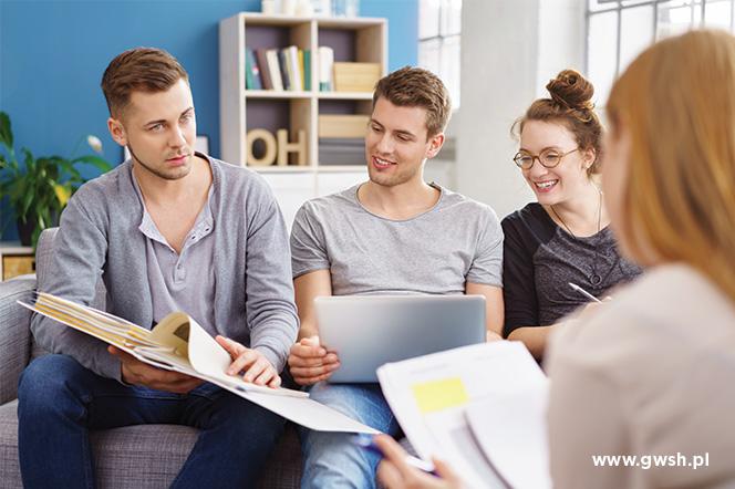 Podnoszenie kwalifikacji w czasie pandemii. GWSH otwiera rekrutację i zaprasza na studia