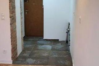 Kawalerka w Warszawie za milion złotych. Nie przecierajcie oczu, to się dzieje naprawdę