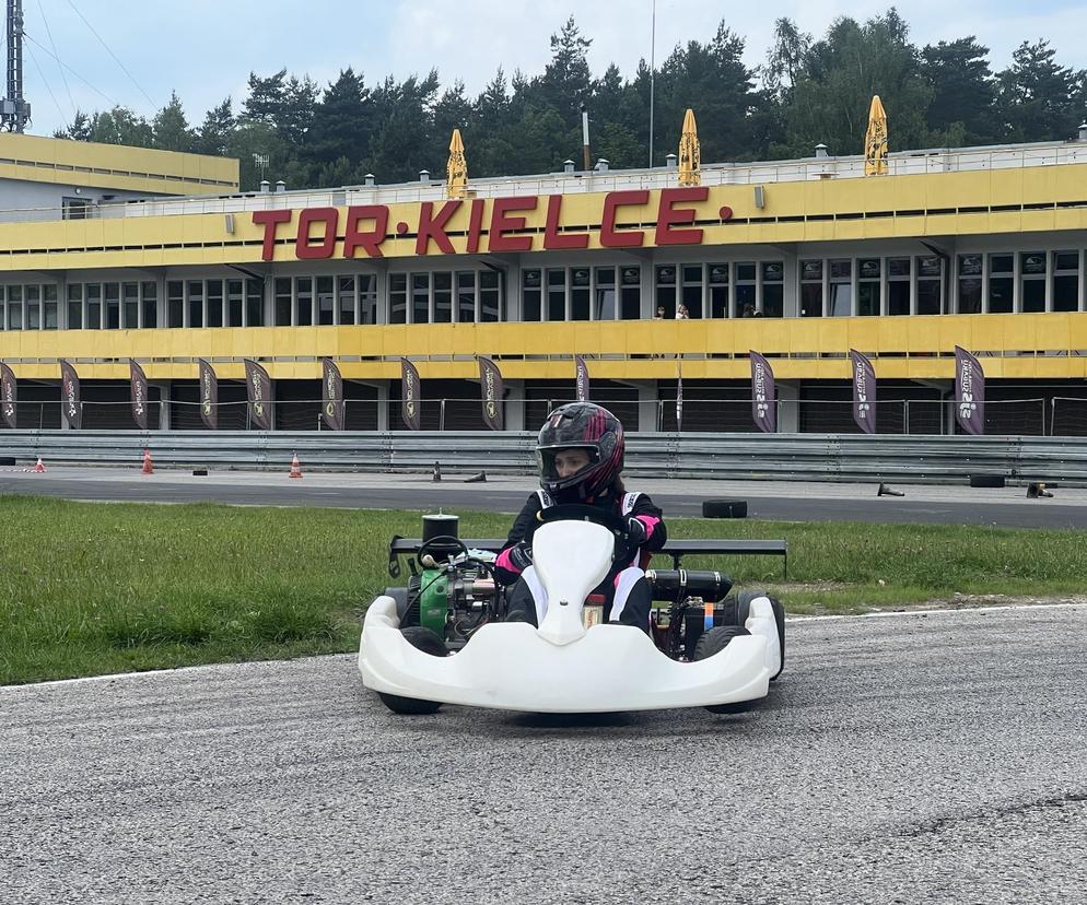 Izabela Zalech uwielbia drifting i gokarty. Będzie nową gwiazdą motorsportu?