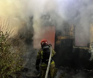 Tragiczny pożar w Mirczu. W zgliszczach domu znaleziono ciało kobiety