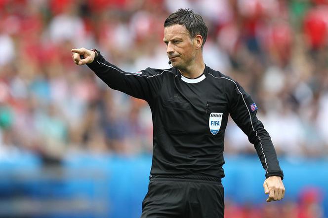 Mark Clattenburg poprowadzi finał Euro 2016 Portugalia - Francja