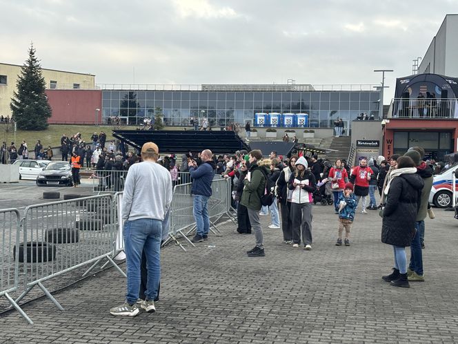 Finał WOŚP w Olsztynie. Występy artystyczne w Kortosferze i driftowanie na parkingu UWM